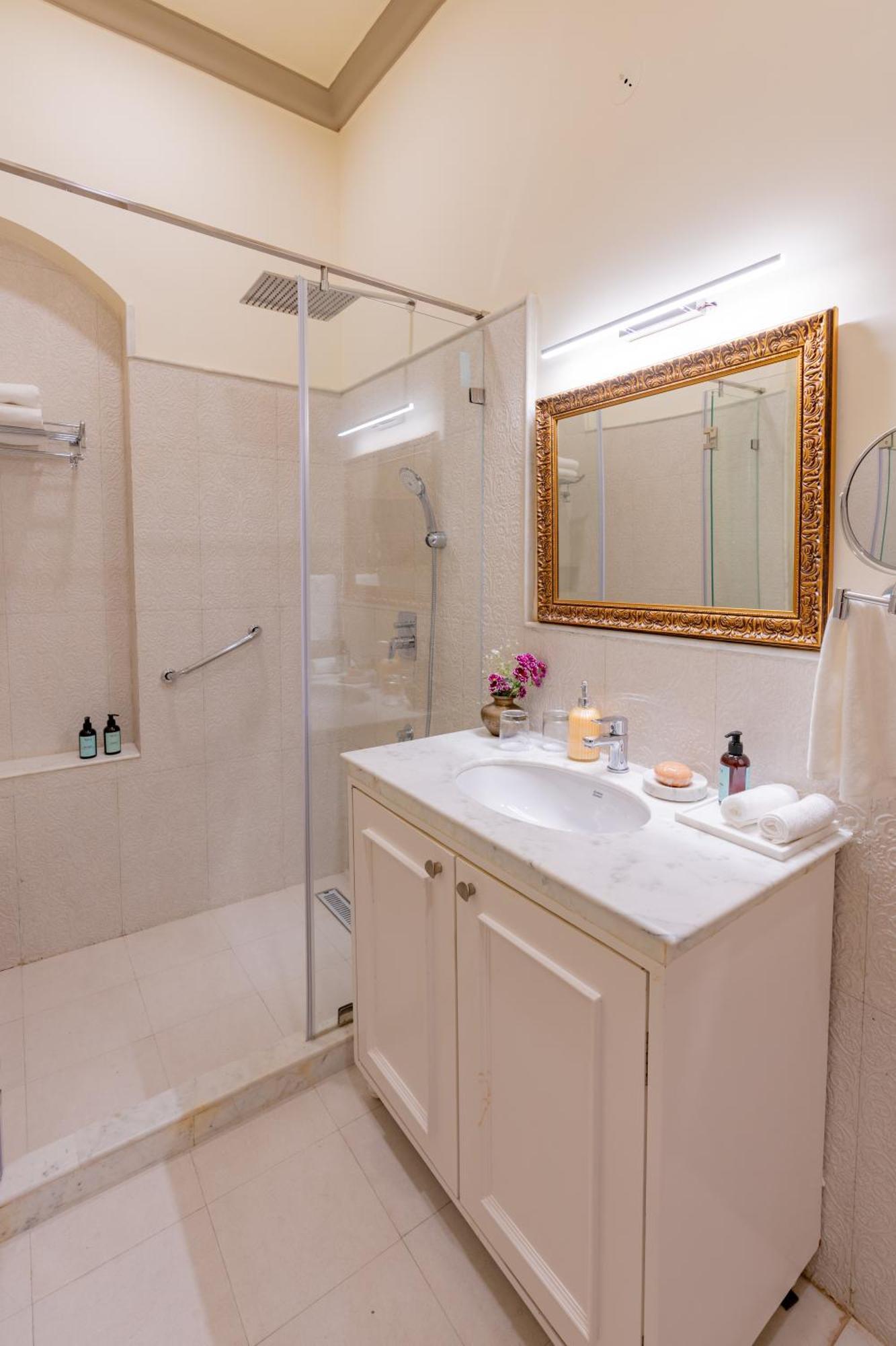 Laalee Hotel Jaipur Quarto foto