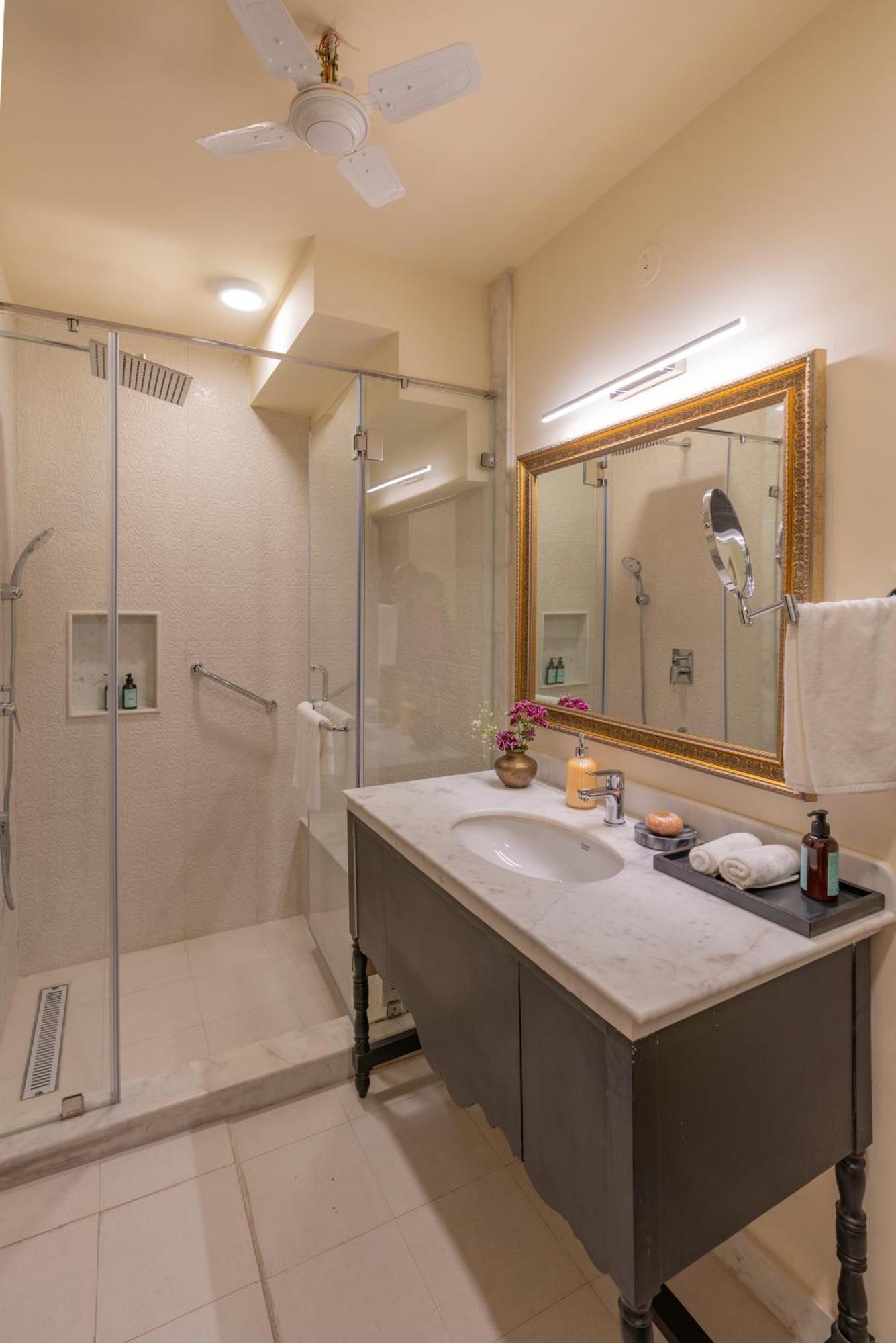 Laalee Hotel Jaipur Quarto foto